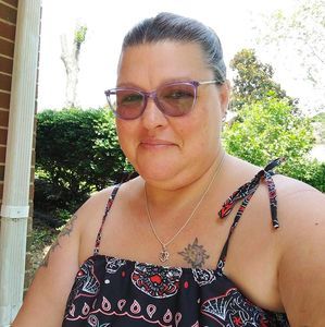 Meet your Posher, Frances